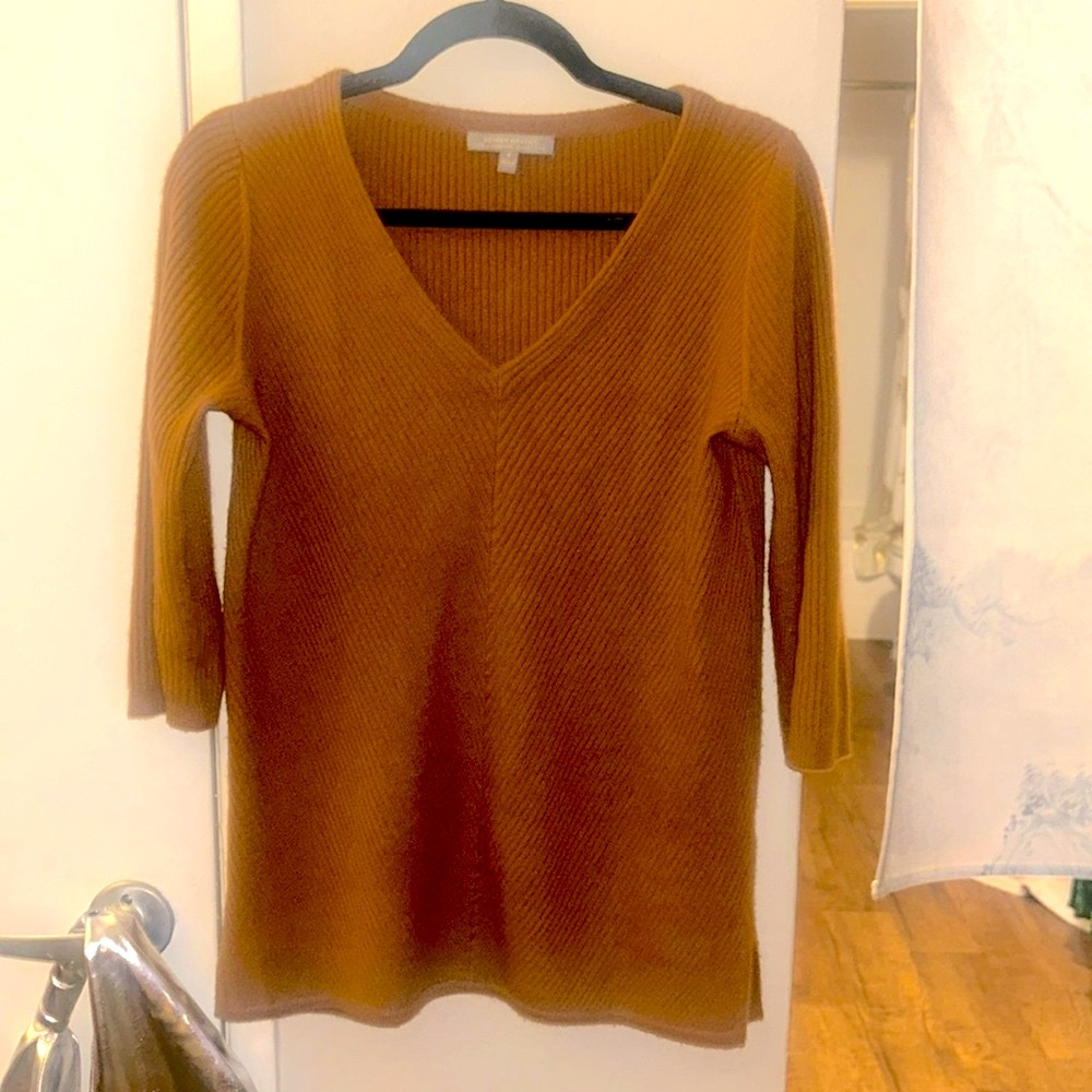 NEIMAN MARCUS/ 100% Cashmere Sweater🤍